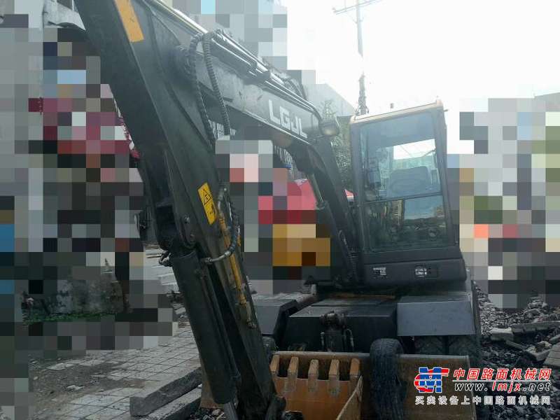 辽宁出售转让二手3200小时2014年临工金利轮挖LG680BM挖掘机