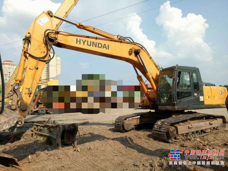 四川出售转让二手15292小时2009年现代R265LC挖掘机