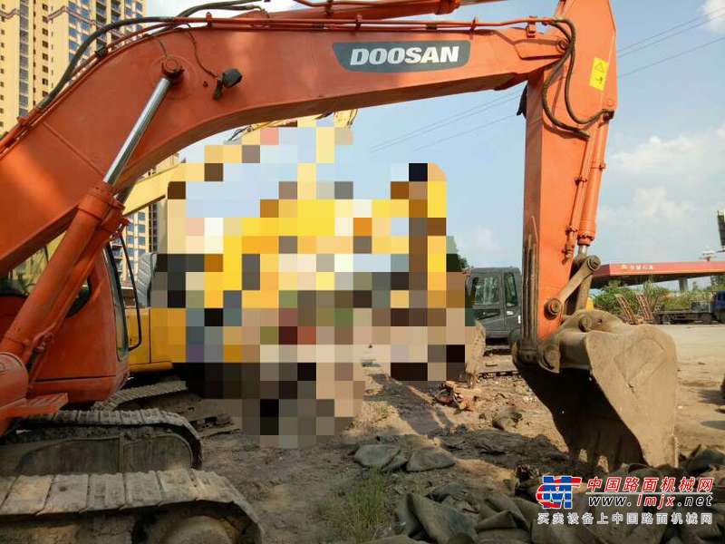 四川出售转让二手8621小时2011年斗山DH225LC挖掘机