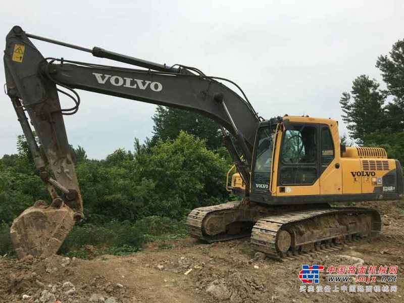河南出售转让二手7680小时2009年沃尔沃EC210BLC挖掘机