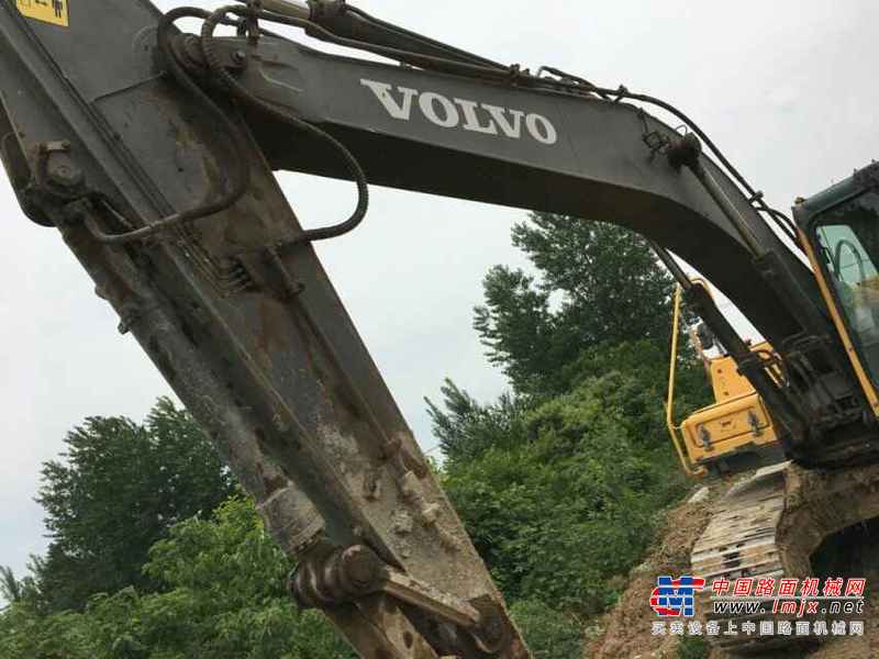 河南出售转让二手7680小时2009年沃尔沃EC210BLC挖掘机