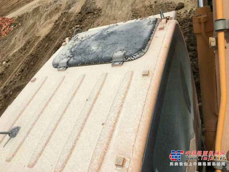 河南出售转让二手7900小时2010年现代R215挖掘机