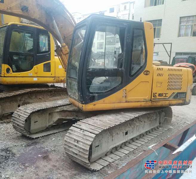 贵州出售转让二手8600小时2010年柳工CLG915C挖掘机