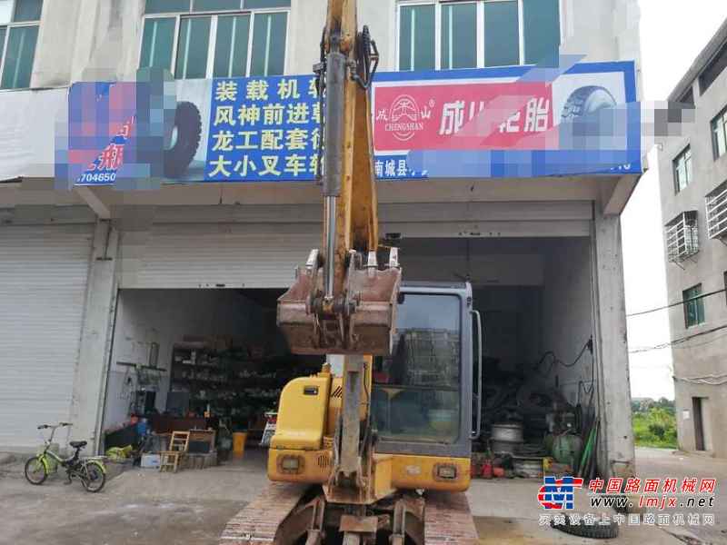 江西出售转让二手8000小时2011年徐工XE60挖掘机