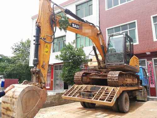 江西出售转让二手3000小时2014年三一重工SY155C挖掘机
