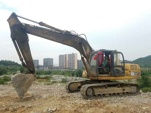 贵州出售转让二手9800小时2011年柳工CLG922D挖掘机