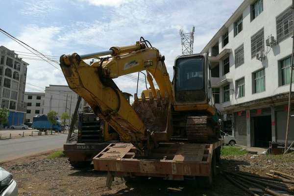 江西出售转让二手10000小时2010年住友SH120挖掘机