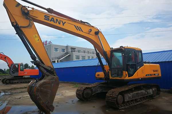 吉林出售转让二手10000小时2010年三一重工SY215C挖掘机