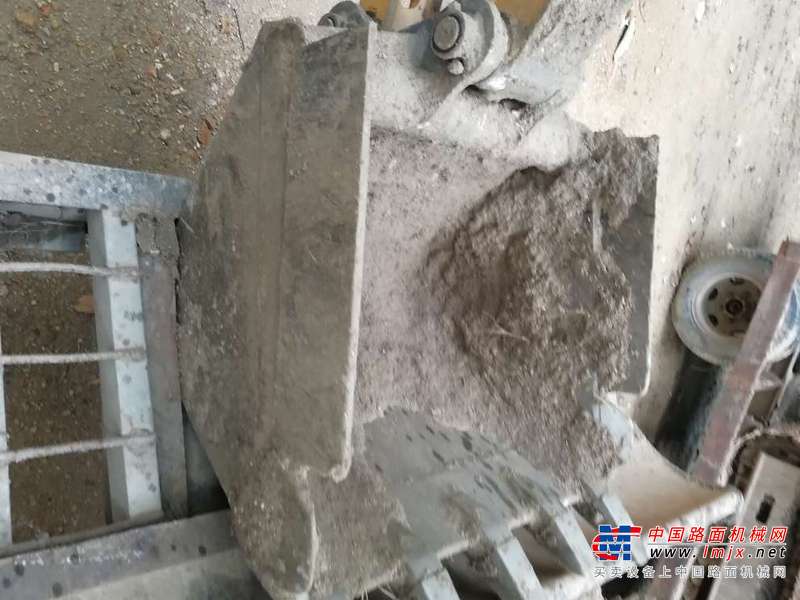 山东出售转让二手1200小时2017年临工LG660E挖掘机