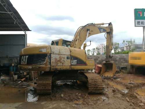 云南出售转让二手10254小时2005年卡特彼勒320C挖掘机