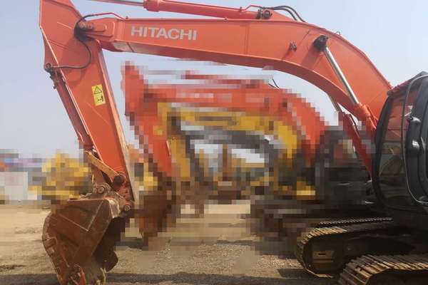 陕西出售转让二手6000小时2011年日立ZX240挖掘机