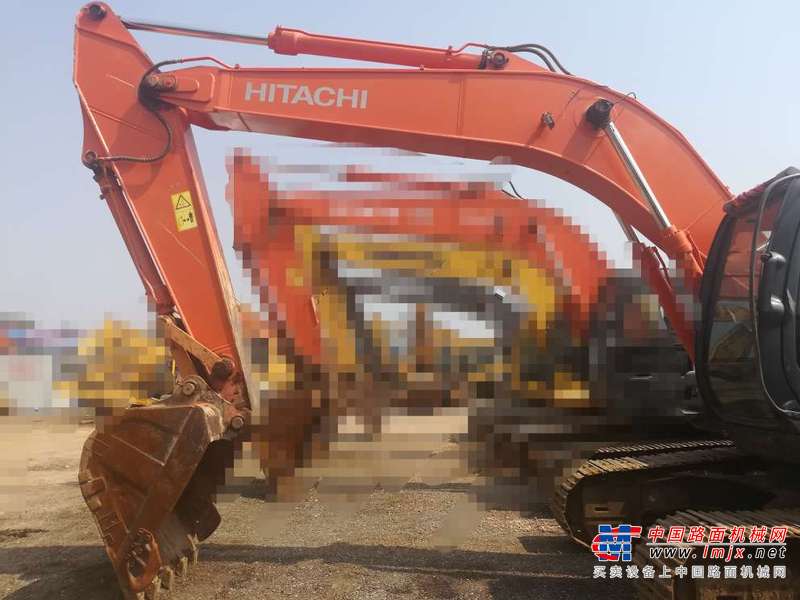 陕西出售转让二手6000小时2011年日立ZX240挖掘机