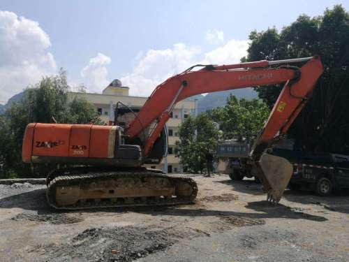 云南出售转让二手12310小时2007年日立ZX200挖掘机