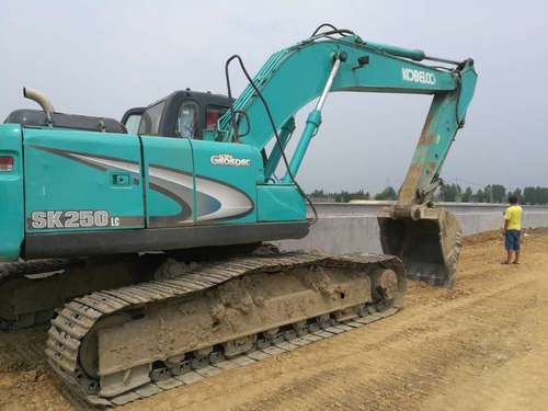 四川出售转让二手8660小时2009年神钢SK210LC挖掘机