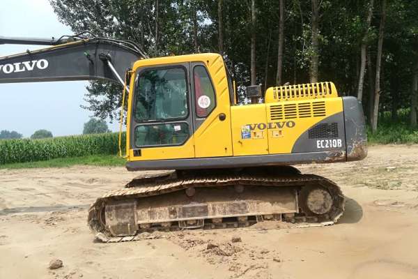 安徽出售转让二手10000小时2009年沃尔沃EC210B挖掘机