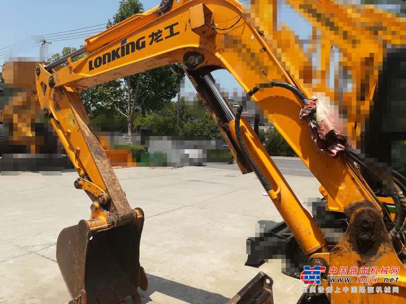 陕西出售转让二手6000小时2010年龙工LG6060挖掘机