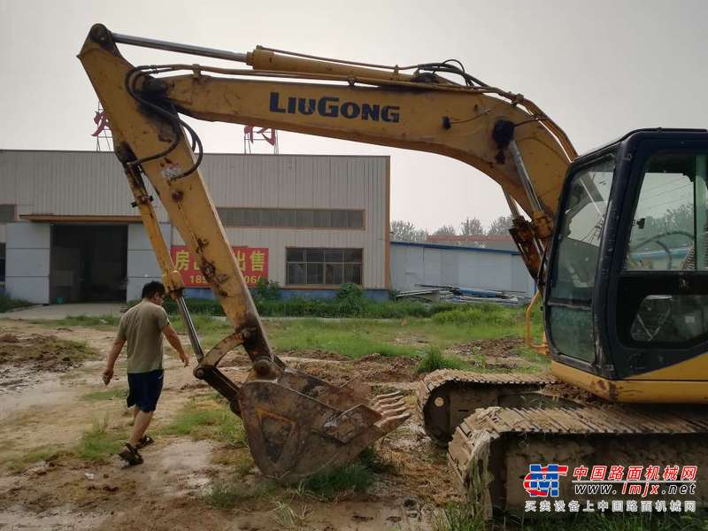 山东出售转让二手7852小时2010年柳工CLG915C挖掘机