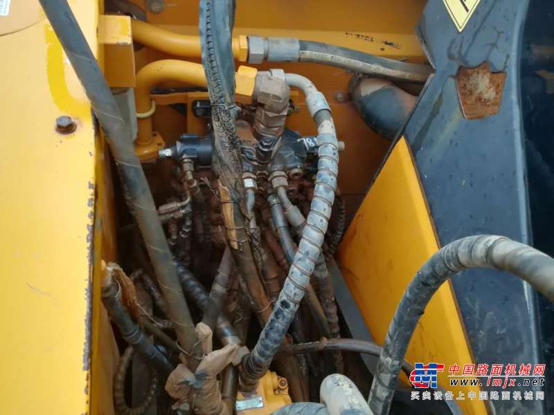 云南出售转让二手6000小时2011年三一重工SY75C挖掘机