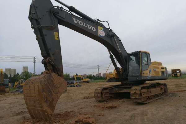 内蒙古出售转让二手6000小时2011年沃尔沃EC480DL挖掘机