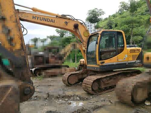 云南出售转让二手7835小时2013年现代R150LC挖掘机