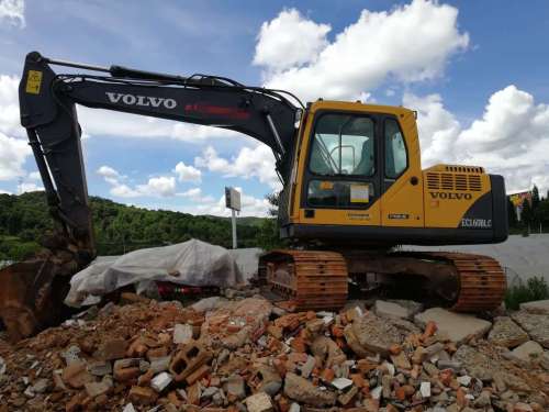 云南出售转让二手6500小时2012年沃尔沃EC140BLC挖掘机