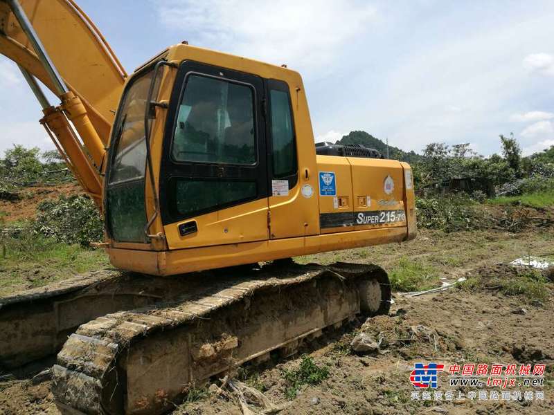 江西出售转让二手16000小时2008年现代R215挖掘机
