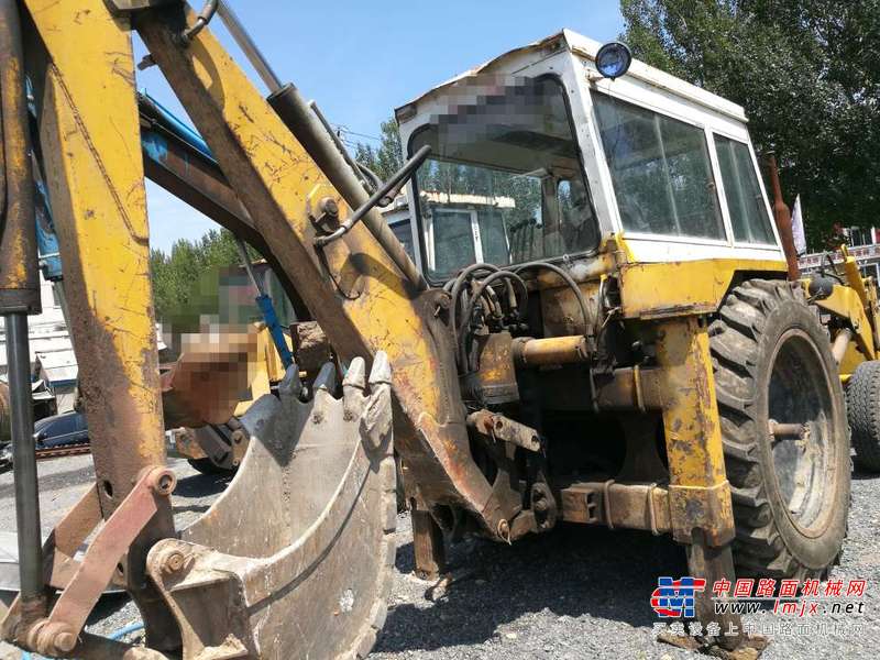 辽宁出售转让二手6000小时2003年北越工业AX20U挖掘机
