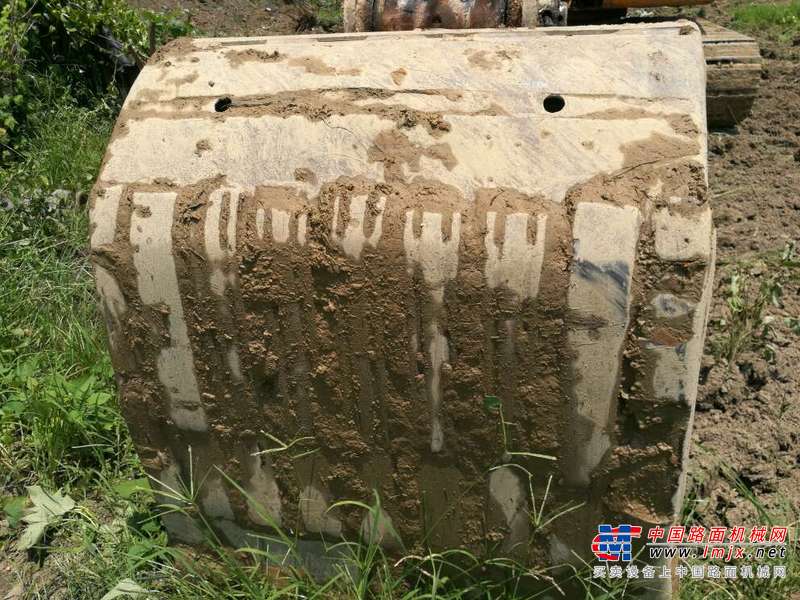 江西出售转让二手7000小时2011年龙工LG6215挖掘机