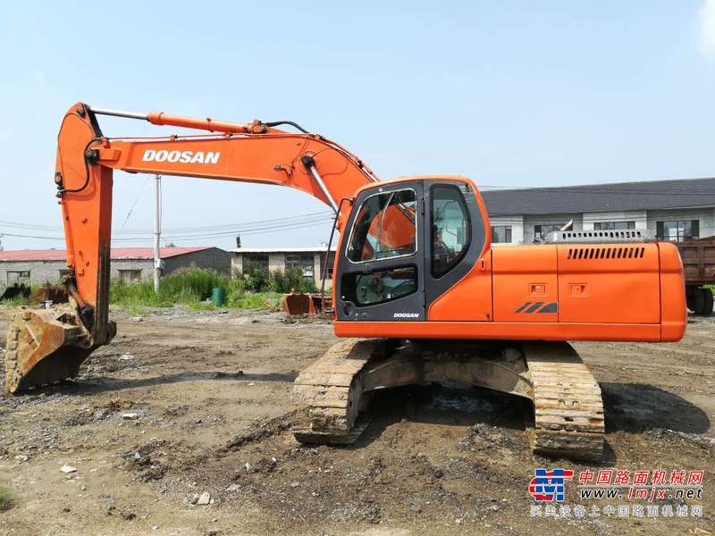 辽宁出售转让二手8000小时2008年斗山DX225LC挖掘机