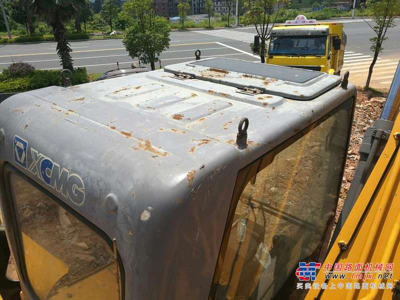 江西出售转让二手6000小时2010年徐工XE210挖掘机