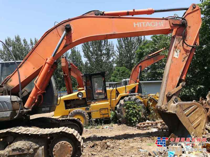 陕西出售转让二手8000小时2009年日立ZX270挖掘机