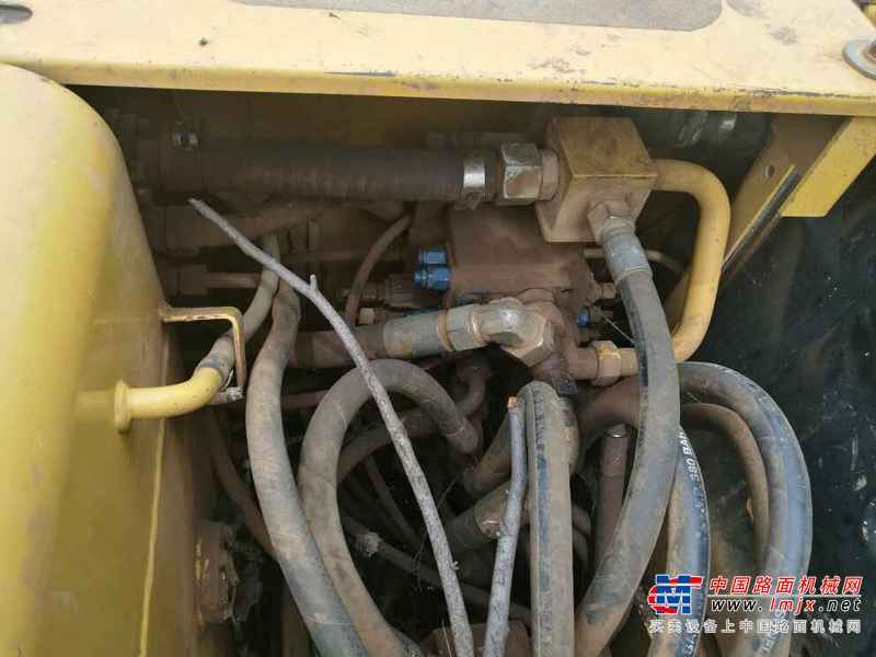 云南出售转让二手5438小时2013年奇瑞迪凯DE85挖掘机