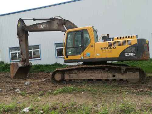 安徽出售转让二手10000小时2012年沃尔沃EC240BLC挖掘机