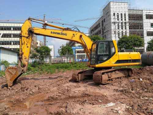 四川出售转让二手8635小时2011年龙工LG6225挖掘机