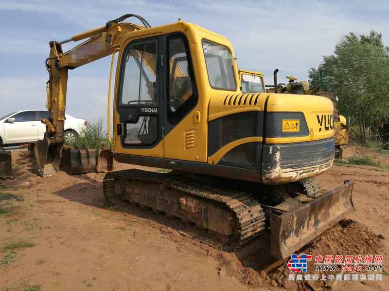 内蒙古出售转让二手5600小时2011年玉柴YC85挖掘机