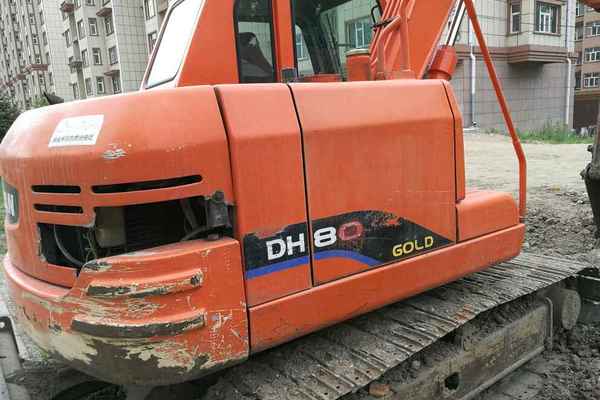 黑龙江出售转让二手8000小时2010年斗山DH80GOLD挖掘机
