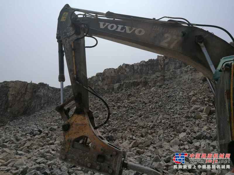 山东出售转让二手4132小时2012年沃尔沃EC210B挖掘机