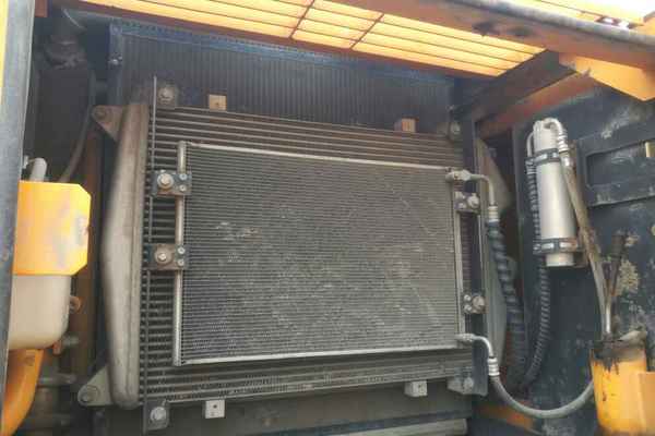 吉林出售转让二手3200小时2011年三一重工SY215C挖掘机
