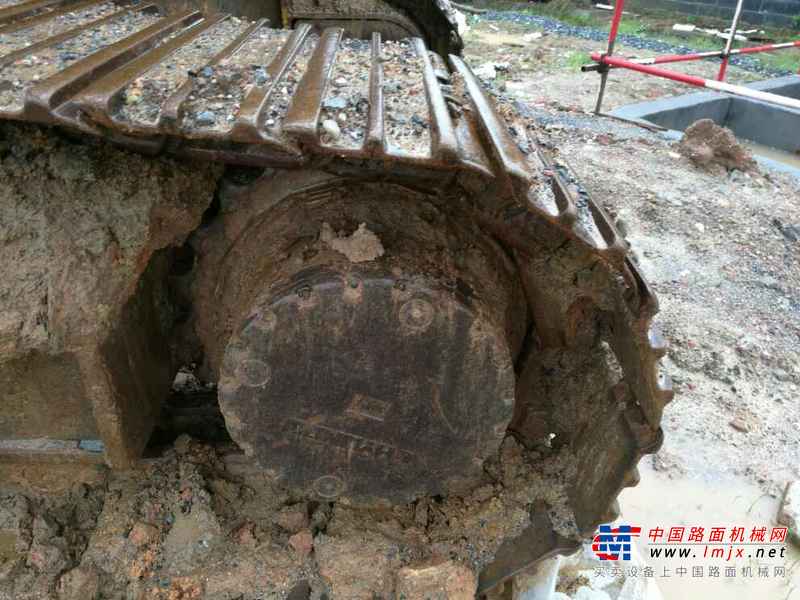 江西出售转让二手8000小时2011年现代R215挖掘机