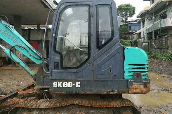 江西出售转让二手10000小时2010年神钢SK60挖掘机