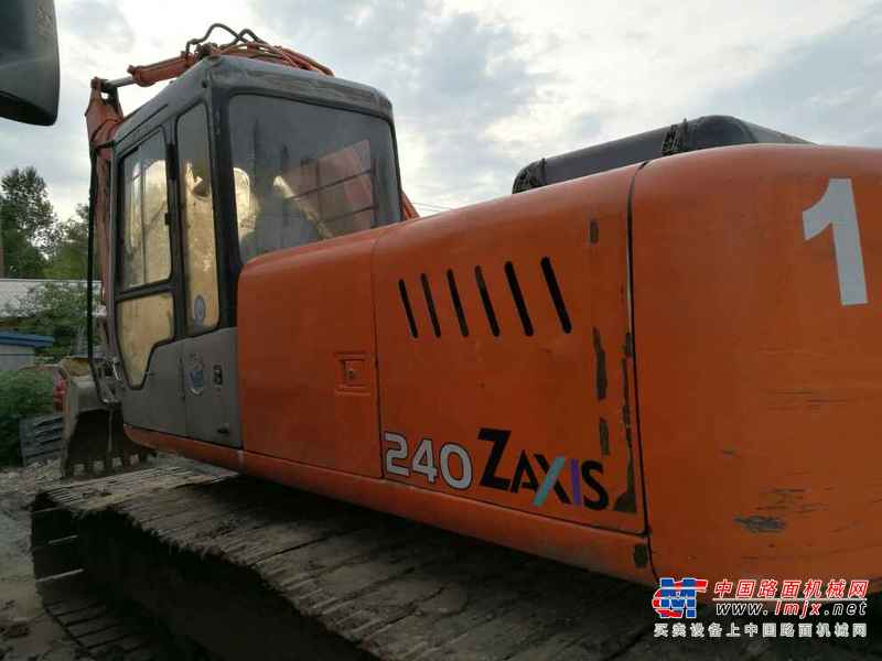 黑龙江出售转让二手10000小时2003年日立EX200LC挖掘机