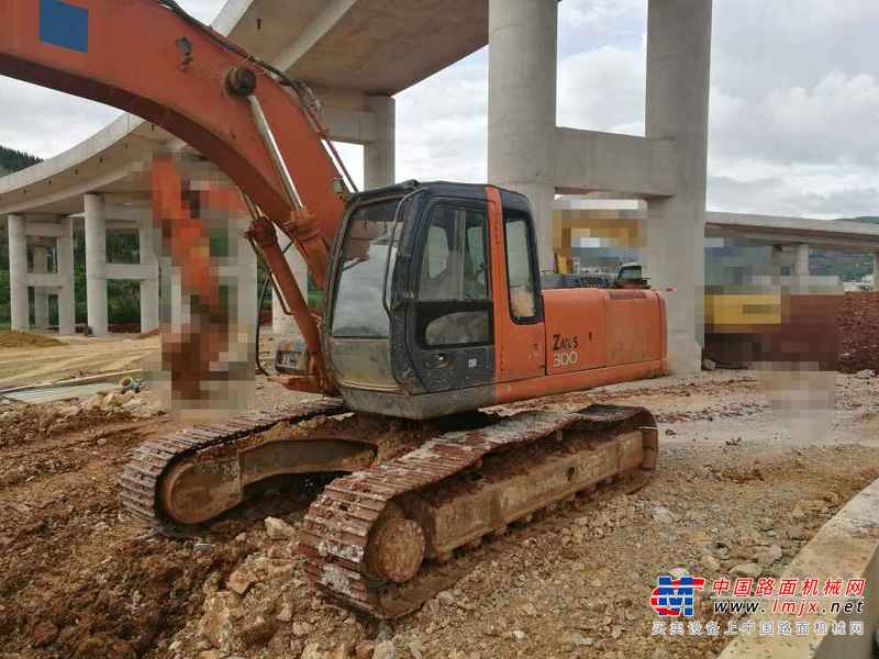 云南出售转让二手14536小时2006年日立EX300挖掘机