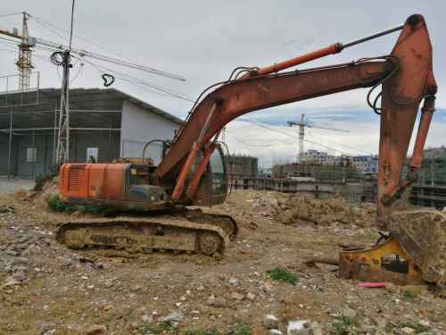 云南出售转让二手17175小时2009年日立ZX240挖掘机