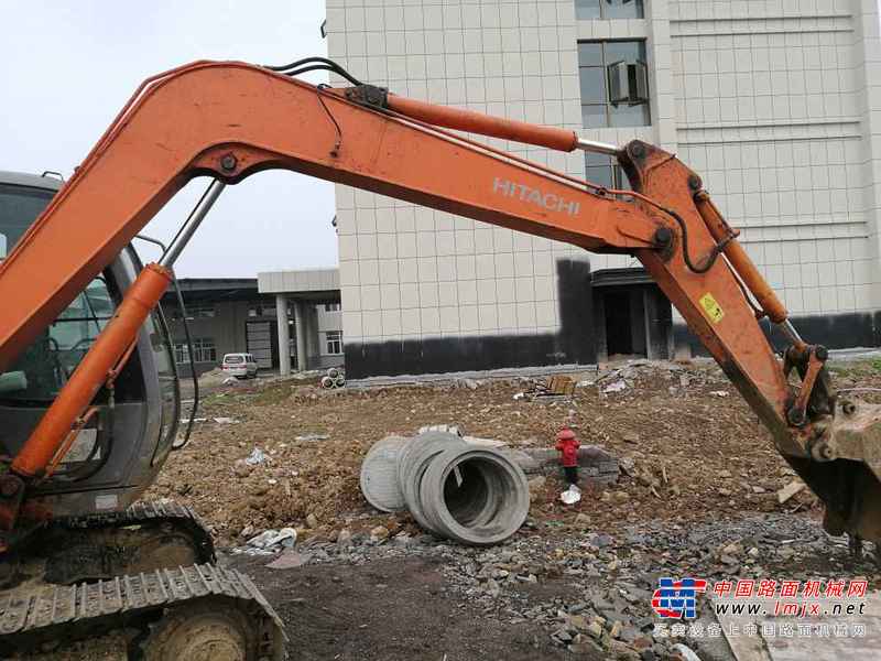 安徽出售转让二手6900小时2011年日立ZX70挖掘机
