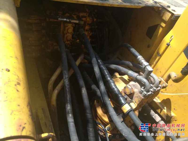 陕西出售转让二手6800小时2012年小松PC240LC挖掘机