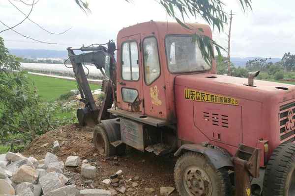云南出售转让二手6542小时2010年山东鑫奥轮挖XA75挖掘机