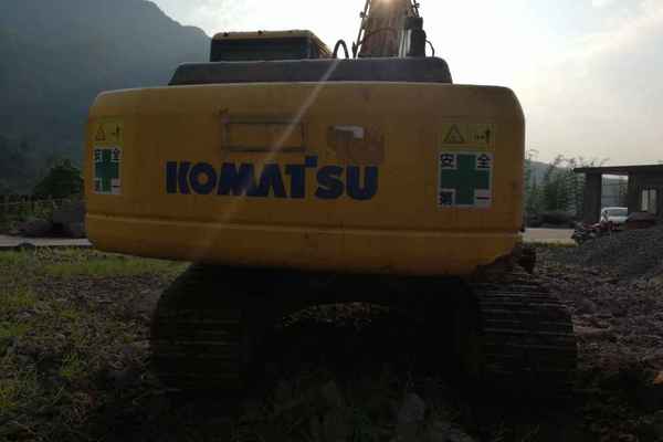贵州出售转让二手16481小时2007年小松PC200挖掘机