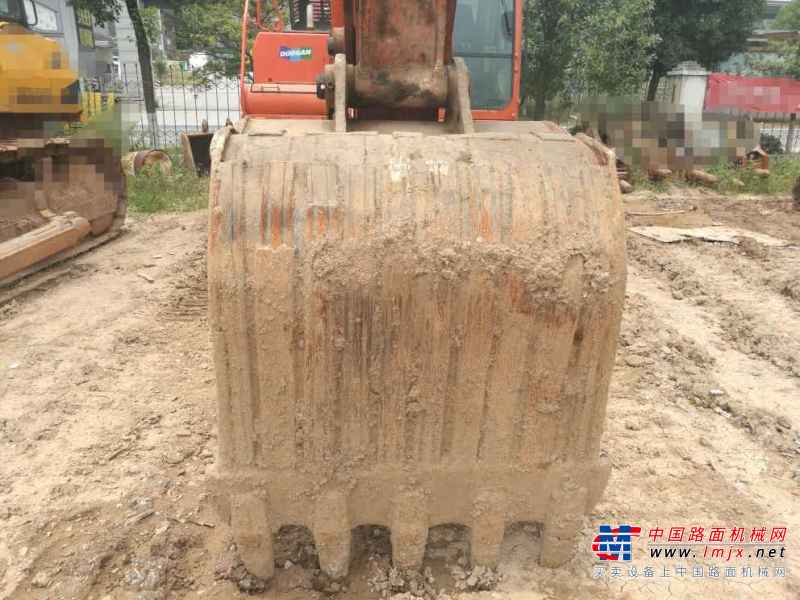 湖北出售转让二手6000小时2012年斗山DH215挖掘机