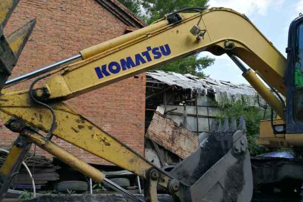 黑龙江出售转让二手8000小时2012年小松PC70挖掘机