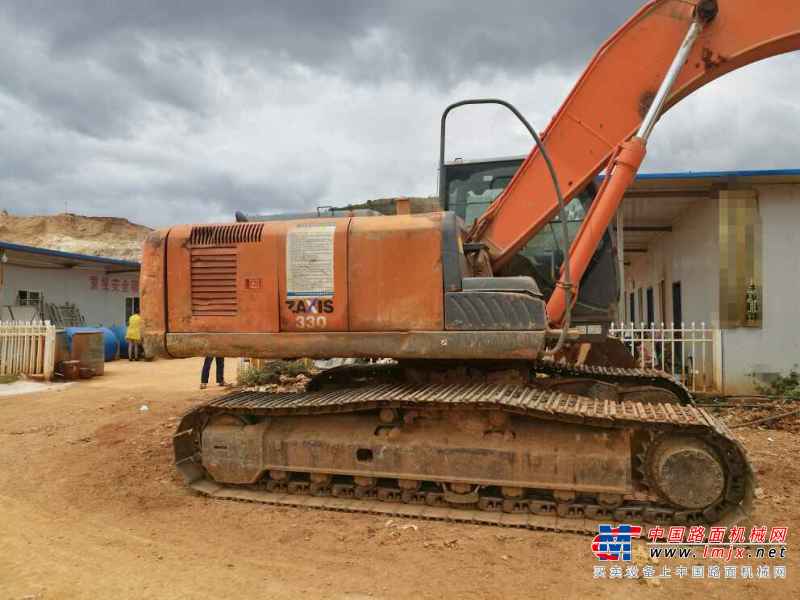 云南出售转让二手11635小时2010年日立ZX240挖掘机